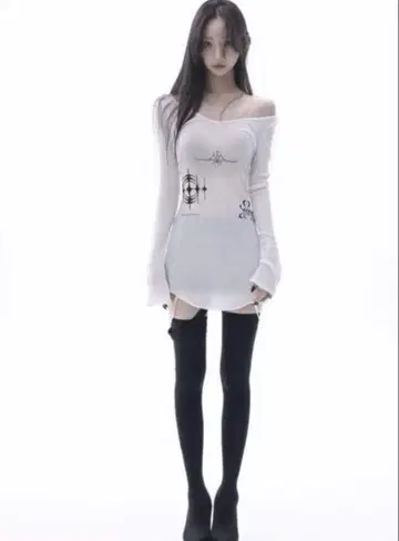 theredthread S stamp tee dress