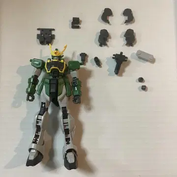 HG 1/144 건담 지엔알트론 정크 제품