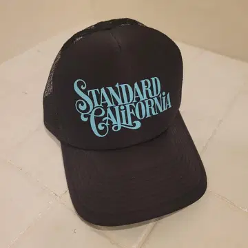STANDARD CALIFORNIA 메쉬 캡