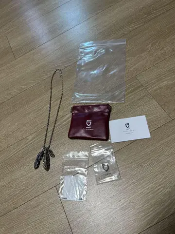 가르니 페더 목걸이 (3연)
