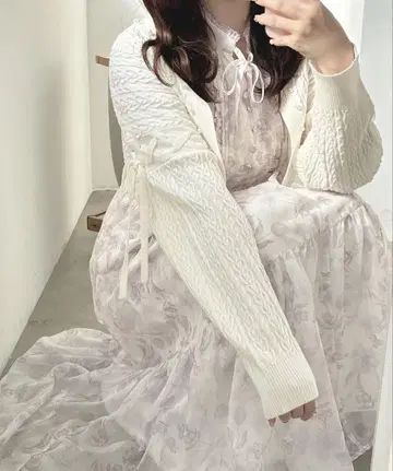 evelyn 라메 프릴 꽃무늬 OP 프리 사이즈 핑크