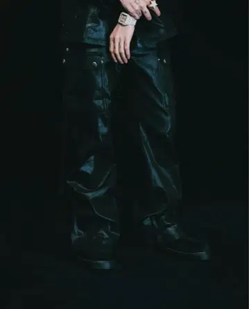 Breath COATING BOOTCUT CARGO PANTS / BLK