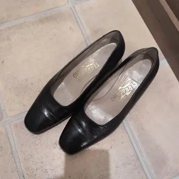 페라가모 펌프스 이탈리아