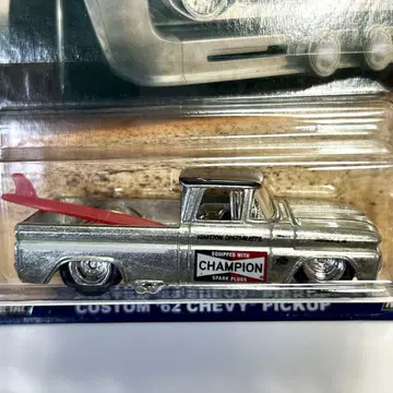 SHOP TRUCKS CUSTOM '62 CHEVY PICKUP