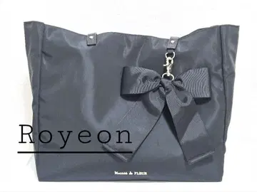 Maison de FLEUR 리본 참 포함 3룸 토트백/BK