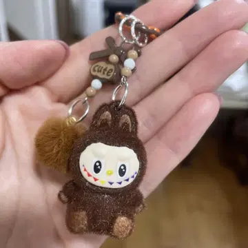 라부부 Labubu 키링 브라운 인기