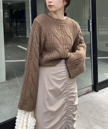 [새상품] 카프리슈 마쥬 와이드 슬리브 케이블 풀오버