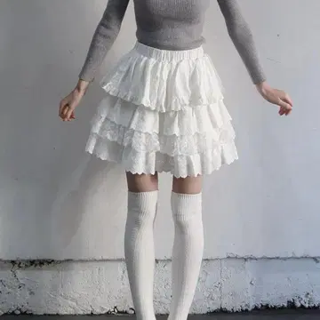 treat urself Floral cotton mini skirt
