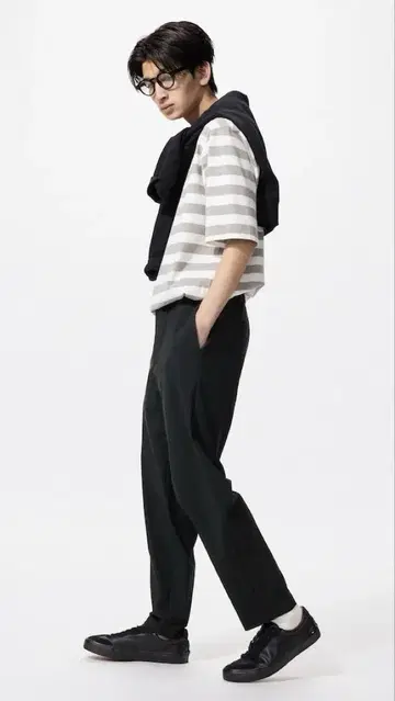 유니클로 UNIQLO 울트라 스트레치 팬츠 M 블랙