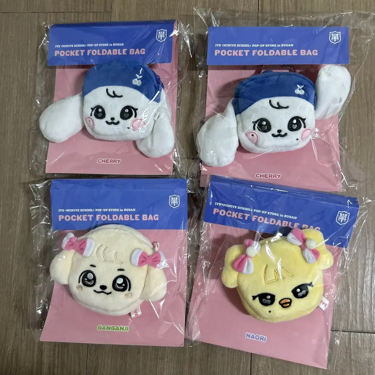 IVE | 아이브 Ive Minive School Pop-up Busan Limited Edition