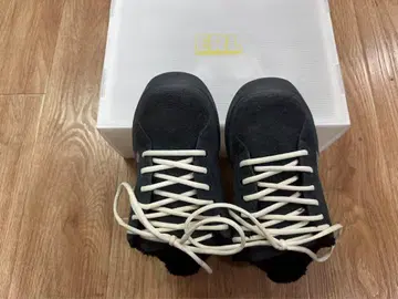 ERL SUEDE SKATE VAMPS SNEAKER 스니커즈 27CM