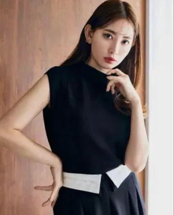 Herlipto Open Back Knit Top