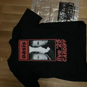 Oasis live25 카디프 티셔츠 비닐 백 포함