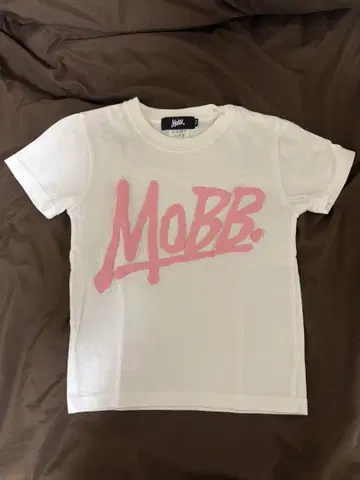 MoBB. 화이트 T셔츠