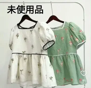 새상품 fitmore 파이핑 스퀘어넥 상의