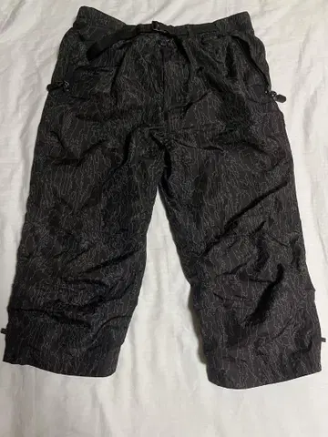 디지털 카모 숏팬츠 어중간한 길이