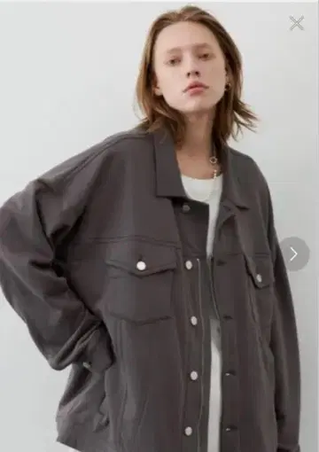 맨투맨 빅G 재킷 AIVER