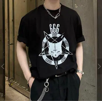 [Chikashitsu +] oversized cats 티셔츠 블랙