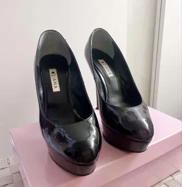 DIANA 에나멜 펌프스 블랙 하이힐 검정색