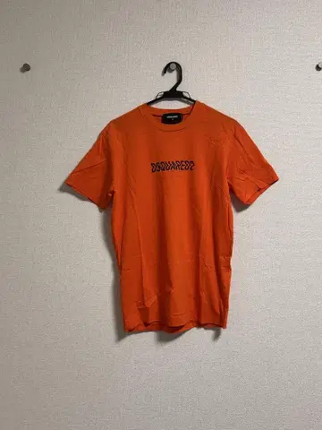 DSQUARED2 오렌지 티셔츠 M 사이즈