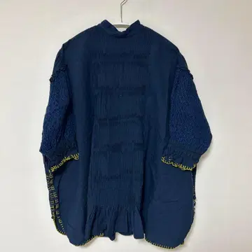 [ Abel ] Hand made tunic 핀턱 블라우스 자수