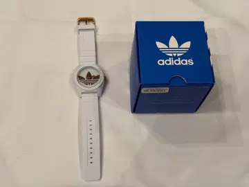 adidas 화이트 손목시계 (쿼츠)