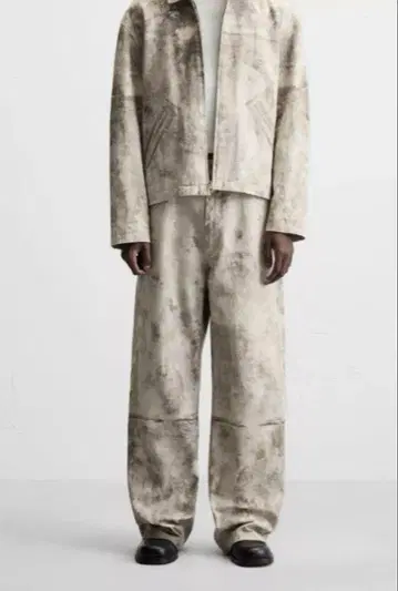 ZARA 앱스트랙트 패턴 팬츠