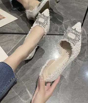 프린지 장식 화이트 펌프스 23cm