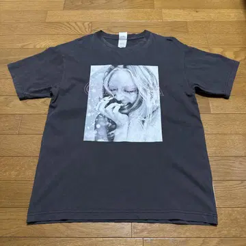 짱미나 AOD3 BLACK T-SHIRT