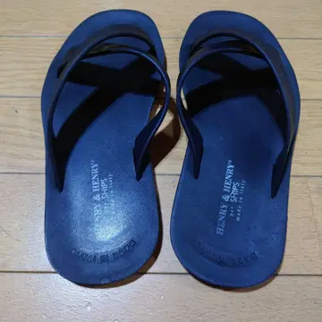 헨리 앤 헨리 선박 네이비 샌들