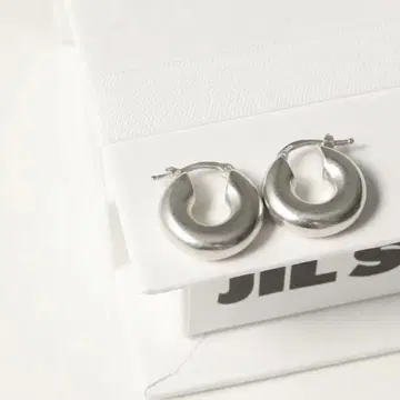 신품 JIL SANDER  챕키 후프 로고 피어싱