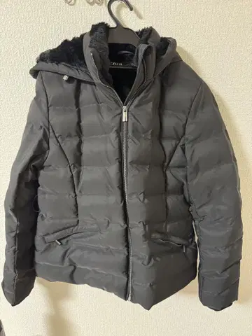ZARA 블랙 후드 부착 다운 자켓
