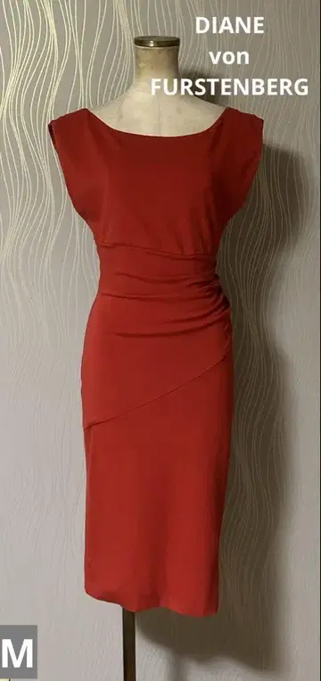 DIANE von FURSTENBERG 레드 원피스