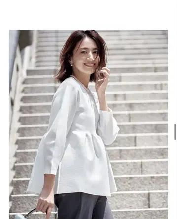 UNFILO 가디건 2WAY 페플럼