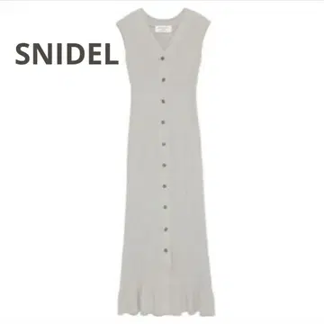 SNIDEL 스나이델 프론트 버튼 니트 원피스 그레이