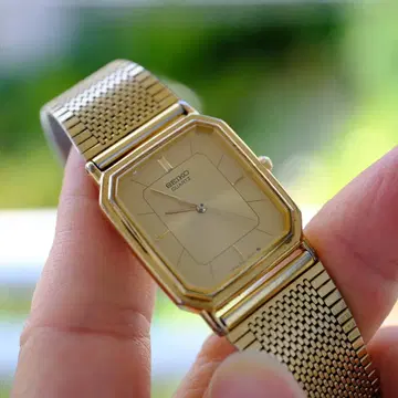SEIKO Tank 쿼츠 골드 팔각형 시계