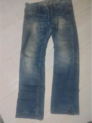 Cult 블루 데님 스트레이트 36인치