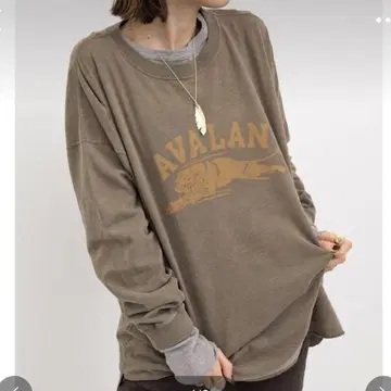 아파르트몬 레미레리프 LONG SLEEVE TEE