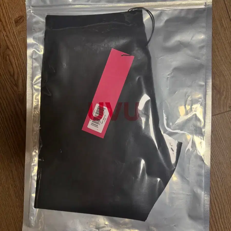 UVU Half Tights 2.0 Black L #uvu,#Uvu타이즈,#러닝타이즈 on Bunjang