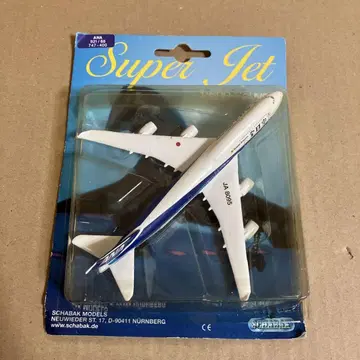 SCHABAK 1/600 ANA B747-400 JA8095