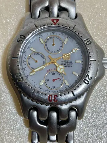 ELGIN 솔라 티타늄 쿼츠 FK-940-C 새상품급