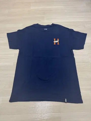 HUF T 셔츠