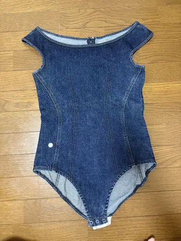 키사다 치카 데님 보디수트