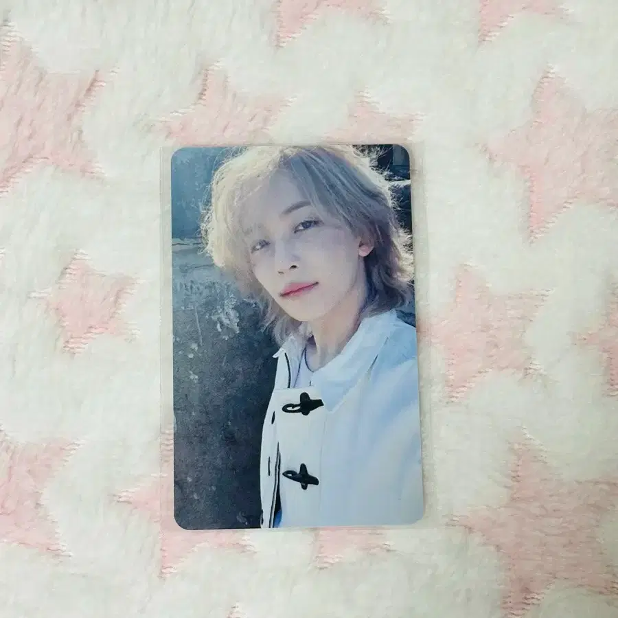 Seventeen Kyobo Bookstore Jeonghan Lucky Draw ld poca unreleased photocard pre-order benefit