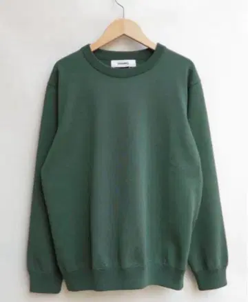 디가웰 Knit&Sewn 스웨터
