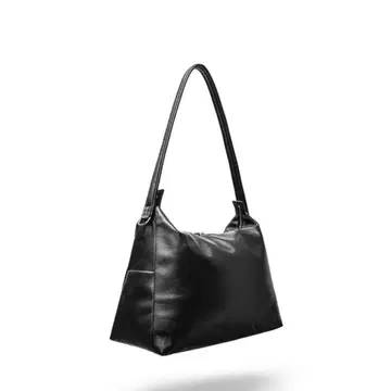 CLESSTE LEATHER NOMAD BAG