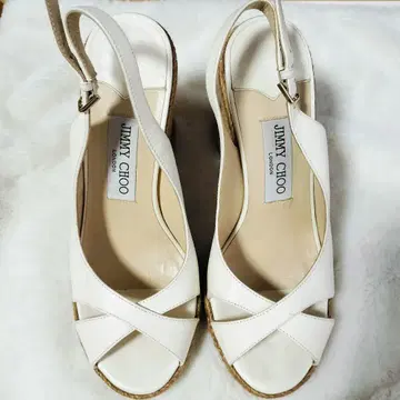Jimmy Choo 화이트 웨지 샌들