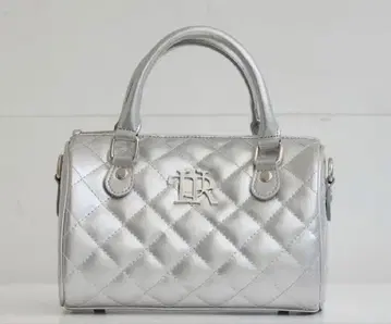 Treat urself quilting boston mini bag