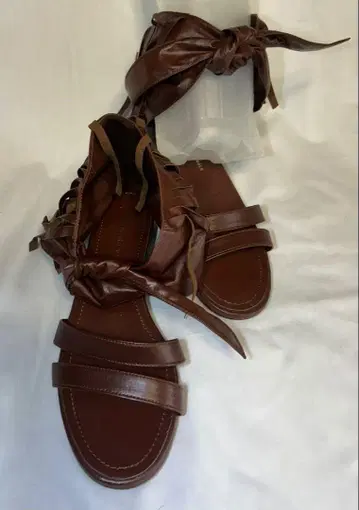 [ 새상품급 ] tsumori chisato WALK 브라운 프린지 샌들