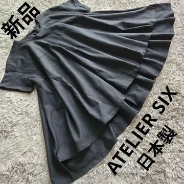 인기 새상품 ATELIER SIX 블랙 플레어 반팔 티셔츠 넉넉한 핏